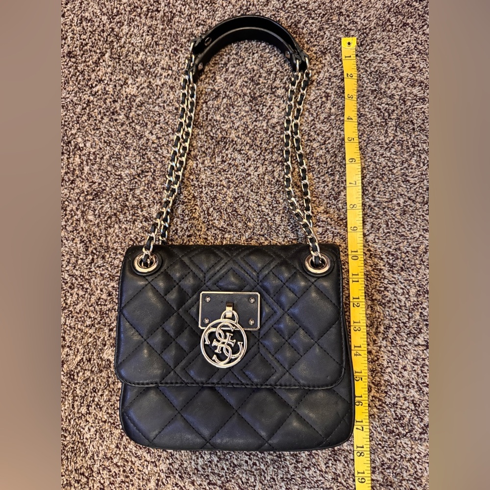 Guess Black Small Quilted Flap Chain Shoulder Bag Gold Tones Magnetic Closure - Picture 10 of 16